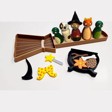 Load image into Gallery viewer, Little Explorer Eco Toys - Broomstick Eco Play Tray
