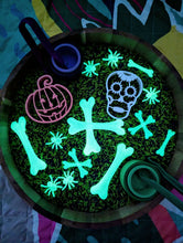 Load image into Gallery viewer, Beadie Bug Play - Glow-in-the-dark Bones (bag of 10)
