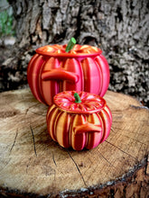 Load image into Gallery viewer, Beadie Bug Play - Pumpkin Cauldron - Mini
