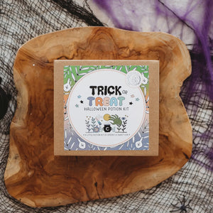 The Little Potion 𝐶𝑜.- Trick or Treat Halloween Potion Kit