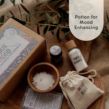 Load image into Gallery viewer, The Little Potion 𝐶𝑜.- Mini - Colour Mood - Colour Changing Potion Kit
