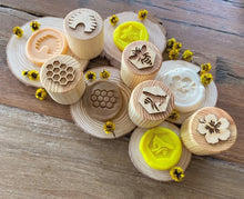 Load image into Gallery viewer, Beadie Bug Play - Wooden Bee Stamps
