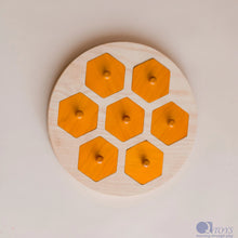 Load image into Gallery viewer, Qtoys - Bee Hive Puzzle
