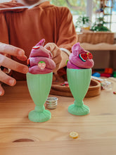 Load image into Gallery viewer, Beadie Bug Play - Ice Cream Sundae Cup in Mint
