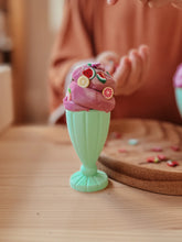 Load image into Gallery viewer, Beadie Bug Play - Ice-cream Shop Single Scoop Kit with Mint Sundae Cups

