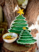 Load image into Gallery viewer, Beadie Bug Play - Christmas Tree Bio Tray - Mini
