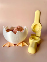 Load image into Gallery viewer, Beadie Bug Play - Quacked Egg Bowl
