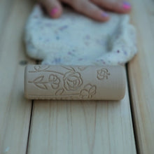 Load image into Gallery viewer, Kinfolk Pantry - Flower Dough Eco Roller
