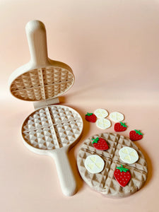 Beadie Bug Play - Eco Waffle Press