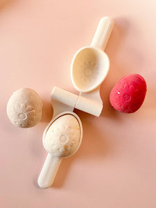 Beadie Bug Play - Eco Egg Press - Flowers