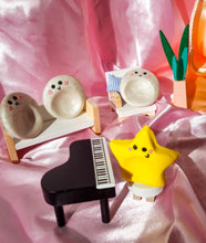 Load image into Gallery viewer, Curious By Nature Sensory Play - Susie Star Worry Stone
