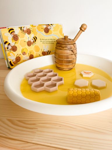 Beadie Bug Play - Honeycomb Trinket Tray Medium - Neutral