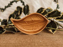 Load image into Gallery viewer, Beadie Bug Play - Wooden Mini Leaf Tray
