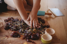 Load image into Gallery viewer, The Saltwater Collective - Vampire Squid Ooze - Ocean Goo, Natural Psyllium Slime For Kids Sensory Play
