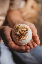 Load image into Gallery viewer, The Saltwater Collective - 
Calendula Sphere Fizz Bomb

