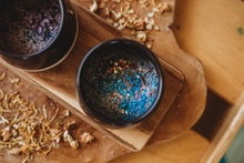 Load image into Gallery viewer, The Saltwater Collective - Blue Lagoon Saltwater Fizz - Medium potion bubbles
