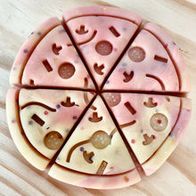 Load image into Gallery viewer, Beadie Bug Play - Whole Pizza Bio Cutter
