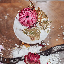 Load image into Gallery viewer, Wild Mountain Child - Botanical Gold PlayFizz
